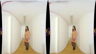 ZexyVR - Holly P - Down The Hall