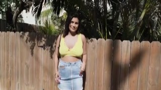 Slutty Tourist Nola Bell Faiyez Fucks For Extra Cash