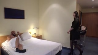 Deutsches kurviges BBW Teen von alten Typen im Hotel ge