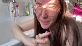 EmmiHill - 18yo Teen With Huge Labia Shaving! Close-Up