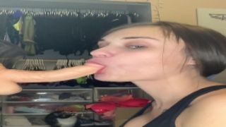 Passionate lesbian enthusiasts kiss each various other and finger fuck pussies