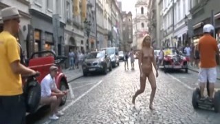 Nikki Nude in Public 5