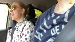 HotWife Vika - Mature MILF forgot the money, had to pay the taxi driver with a pussy and throat blowjob