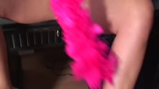 Beautiful amateur uses a feather-duster for pleasure