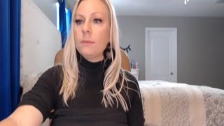 Blonde MILF Going For Wild Cam Show