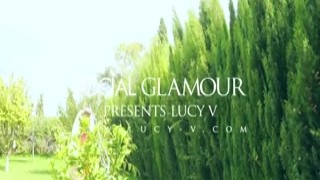 SocialGlamour - Lucy V