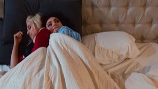 Freya Parker taste her stepmom wet pussy