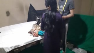 Pkgulnaz - Tailor Ne Bhabhi Ka Naap Lete Lete Bhabhi Ko hi Chod Dala,desi Housewife Fucked by Tailor in Hindi